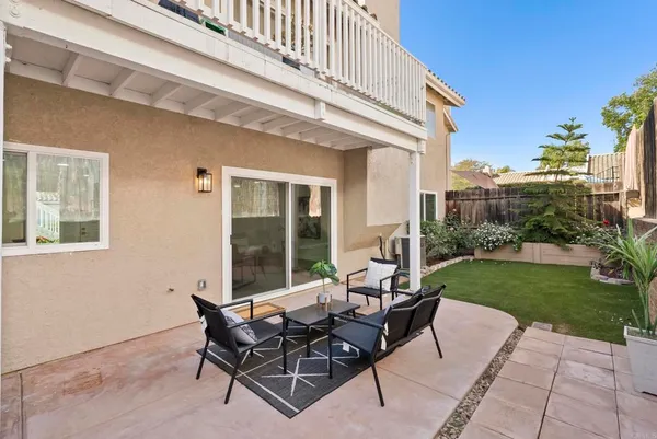 $599,999 | 1344 Palomar Place, Unit 22, Vista, CA 92084