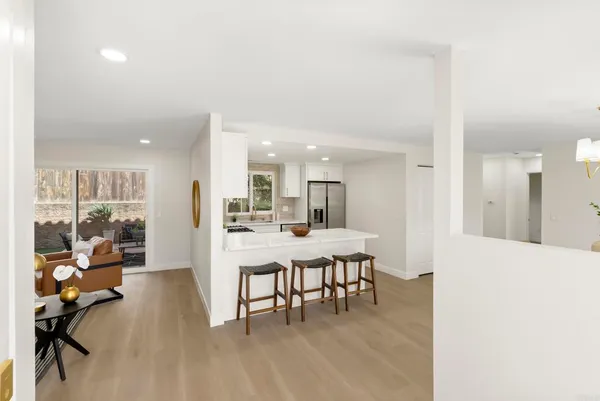 $599,999 | 1344 Palomar Place, Unit 22, Vista, CA 92084