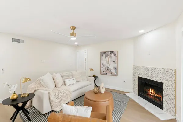 $599,999 | 1344 Palomar Place, Unit 22, Vista, CA 92084