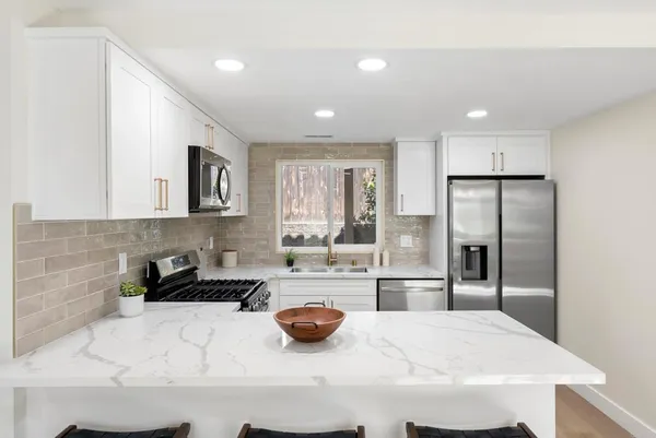 $599,999 | 1344 Palomar Place, Unit 22, Vista, CA 92084