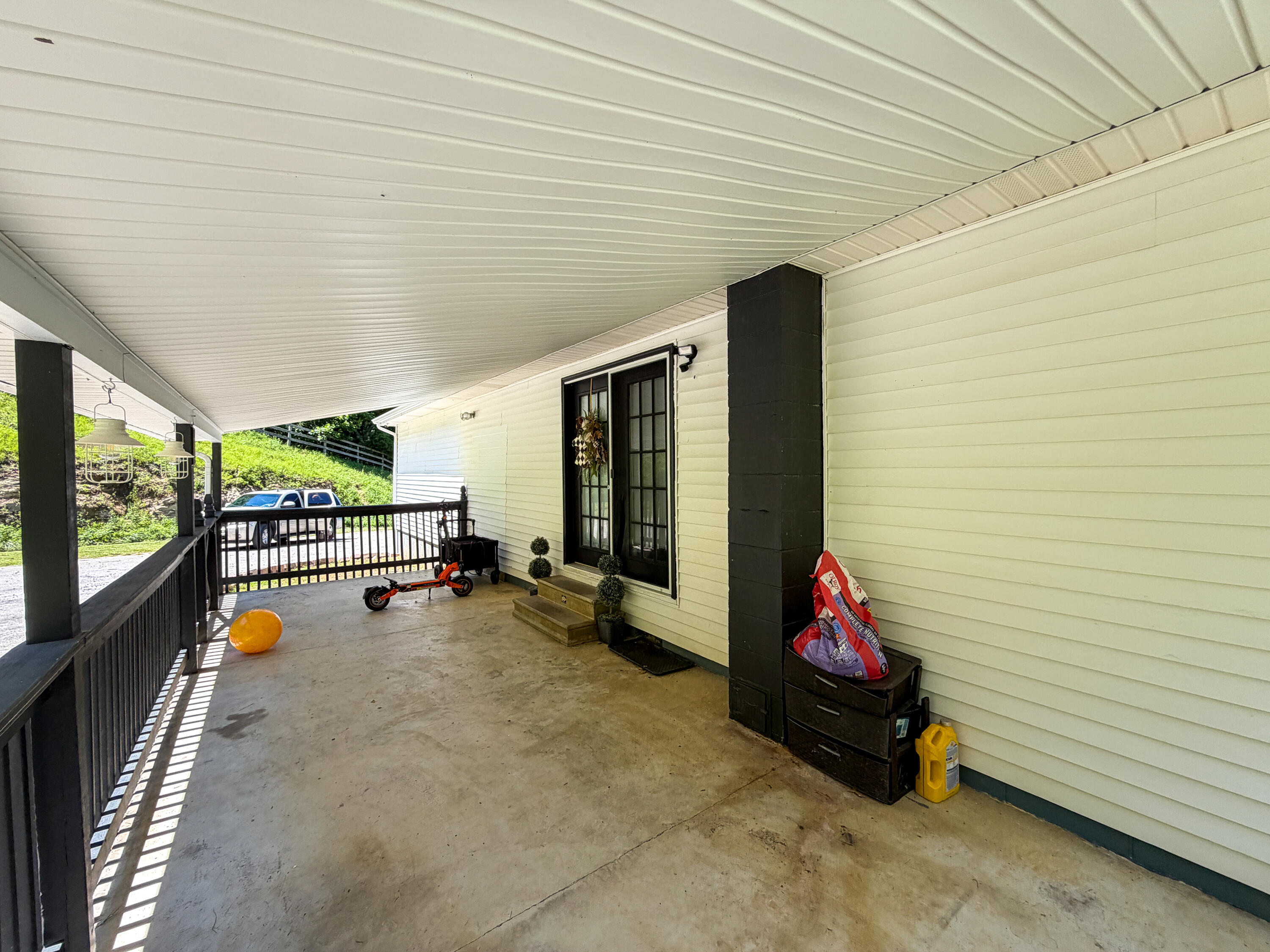 381 Hinkle Branch Road Flat Lick, KY 40935 - Photo 28 of 52 LightroomRealEstateEdits-26