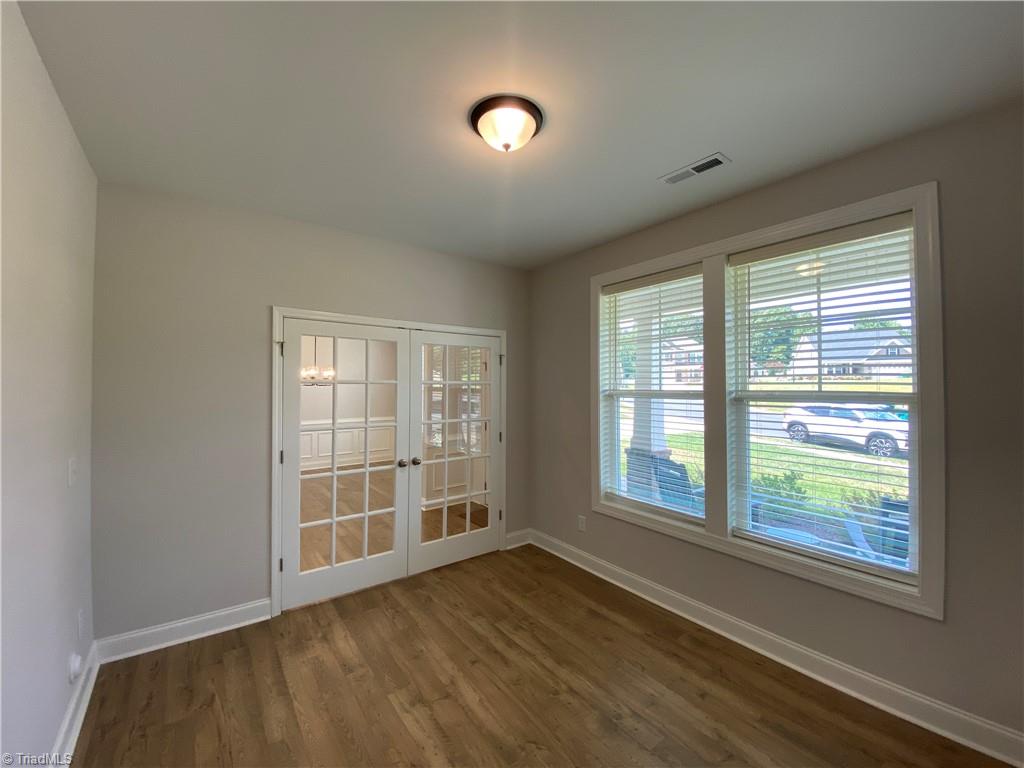 6260 Kershaw Mdws Road Pfafftown, NC 27040 - Photo 11 of 37