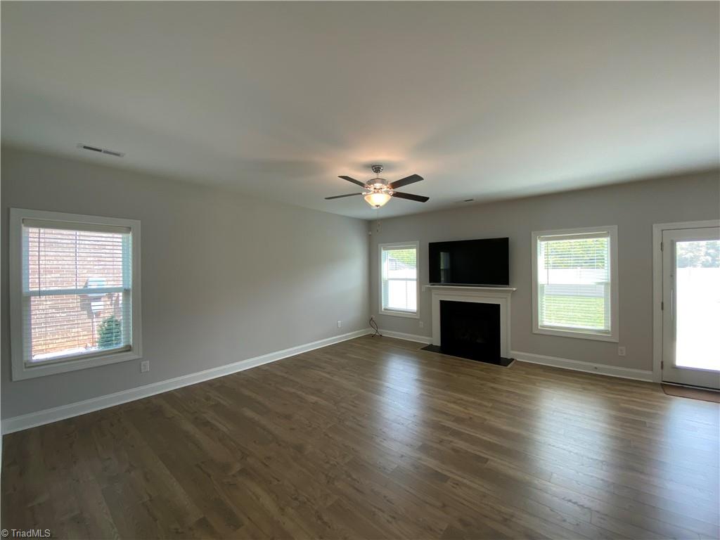 6260 Kershaw Mdws Road Pfafftown, NC 27040 - Photo 12 of 37