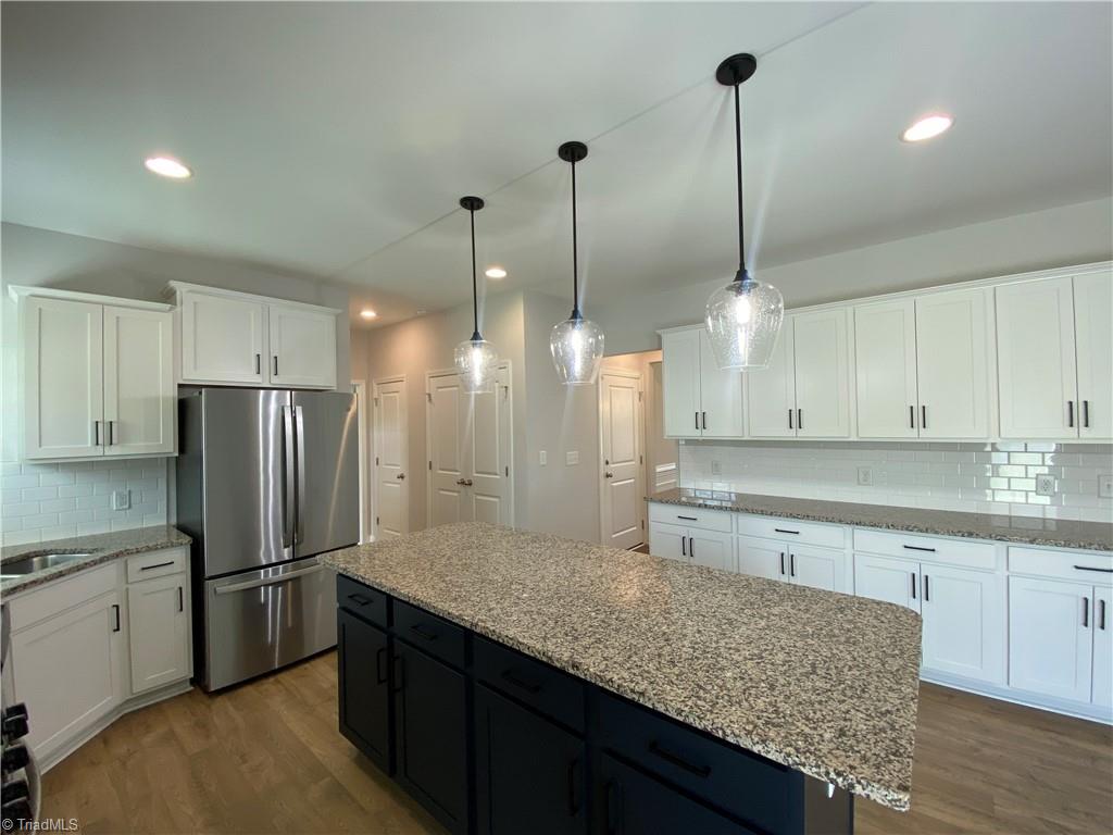 6260 Kershaw Mdws Road Pfafftown, NC 27040 - Photo 3 of 37