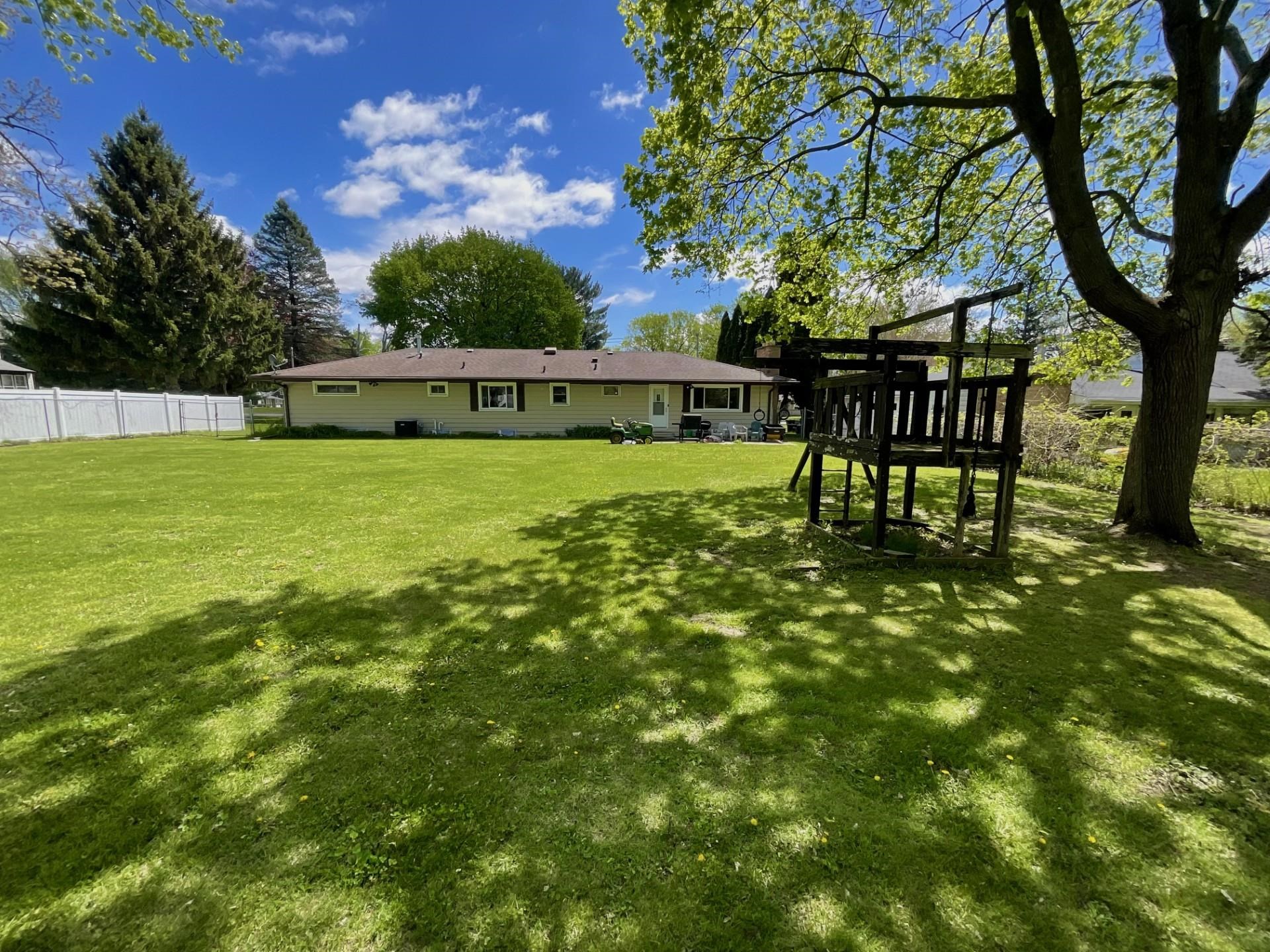 2443 Shopiere Road Beloit, WI 53511 - Photo 3 of 25