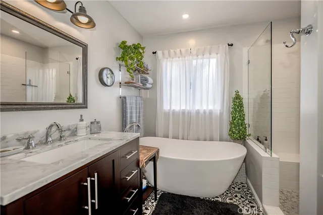 $8,000 | 1865 Midwick Drive, Altadena, CA 91001