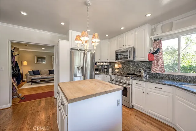 $8,000 | 1865 Midwick Drive, Altadena, CA 91001