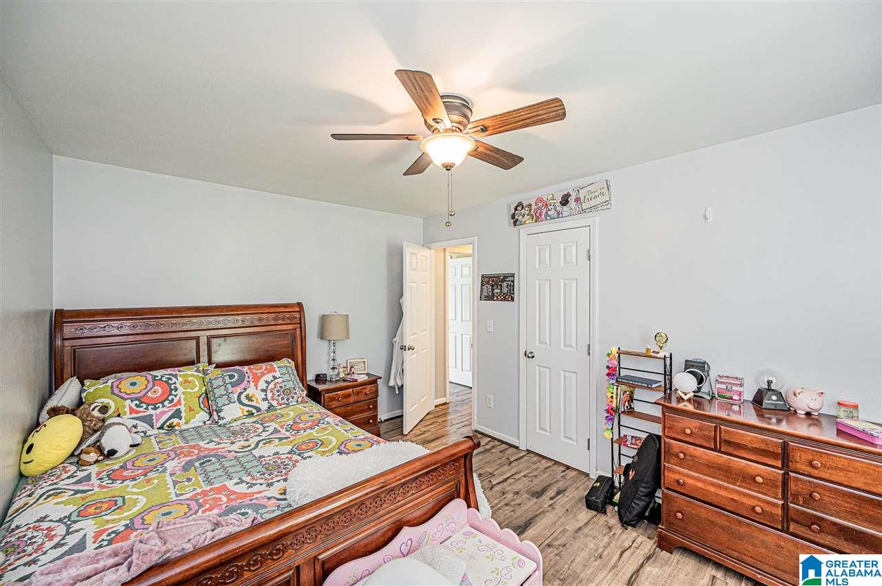 814 South Hillcrest Road Odenville, AL 35120 - Photo 22 of 38