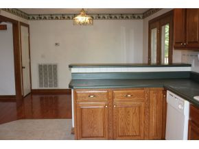 408 Warren Road Piney Flats, TN 37686 - Photo 5 of 23 Photo 5