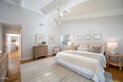 $1,849,000 | 4599 Hillard Avenue, La Canada Flintridge, CA 91011