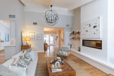 $1,849,000 | 4599 Hillard Avenue, La Canada Flintridge, CA 91011