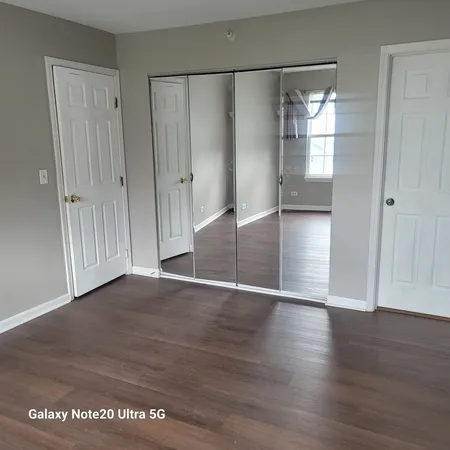 $2,100 | 1349 Orleans Drive, Mundelein, IL 60060