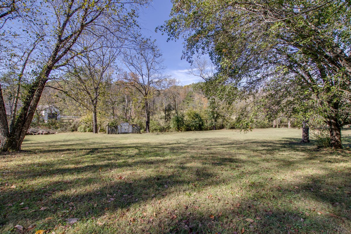 4453 Pecan Valley Road Nashville, TN 37218 - Photo 31 of 33