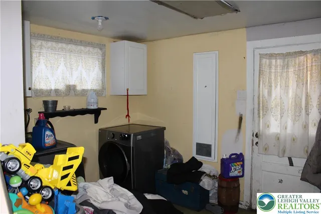 $275,000 | 2365 Main Street, Northampton, PA 18067