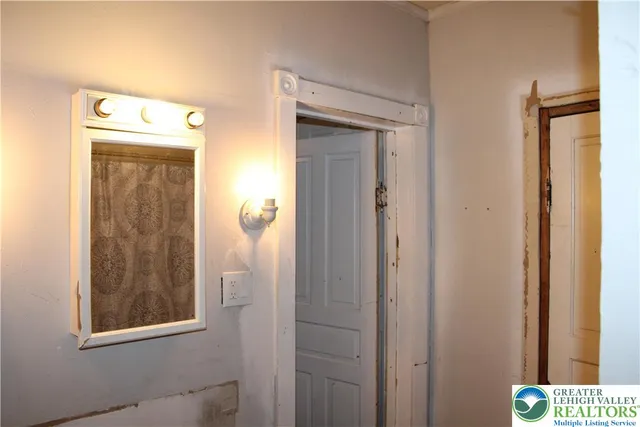 $275,000 | 2365 Main Street, Northampton, PA 18067