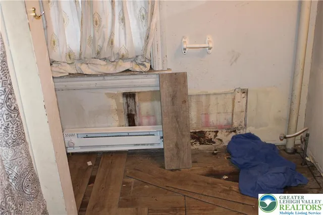 $275,000 | 2365 Main Street, Northampton, PA 18067