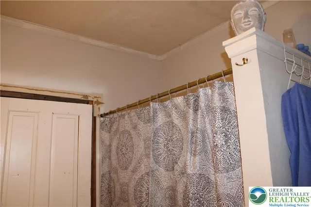 $275,000 | 2365 Main Street, Northampton, PA 18067