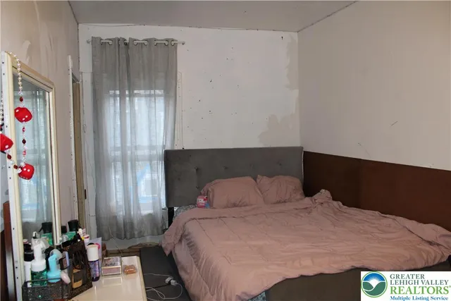 $275,000 | 2365 Main Street, Northampton, PA 18067