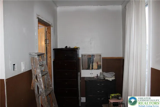 $275,000 | 2365 Main Street, Northampton, PA 18067