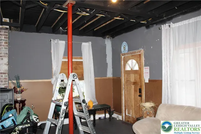 $275,000 | 2365 Main Street, Northampton, PA 18067