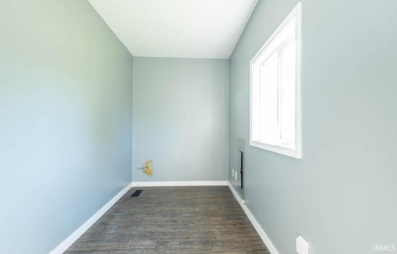 2404 29th Street Bedford, IN 47421 - Photo 9 of 26 Gallery Image 9