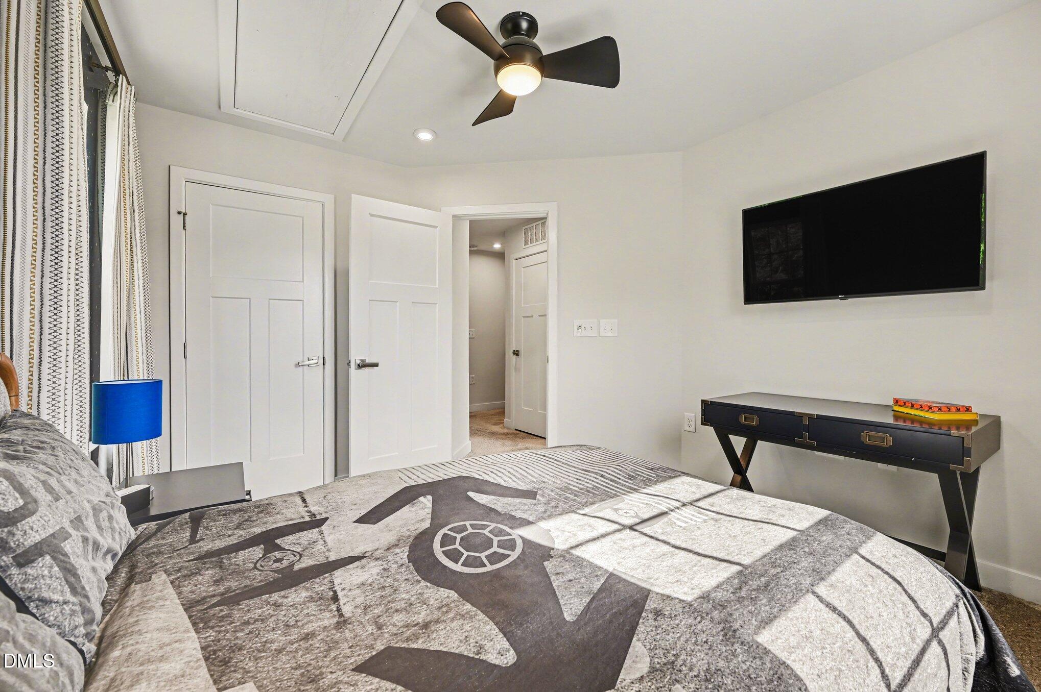 4839 Randall Road Durham, NC 27707 - Photo 17 of 37 014_file_1155