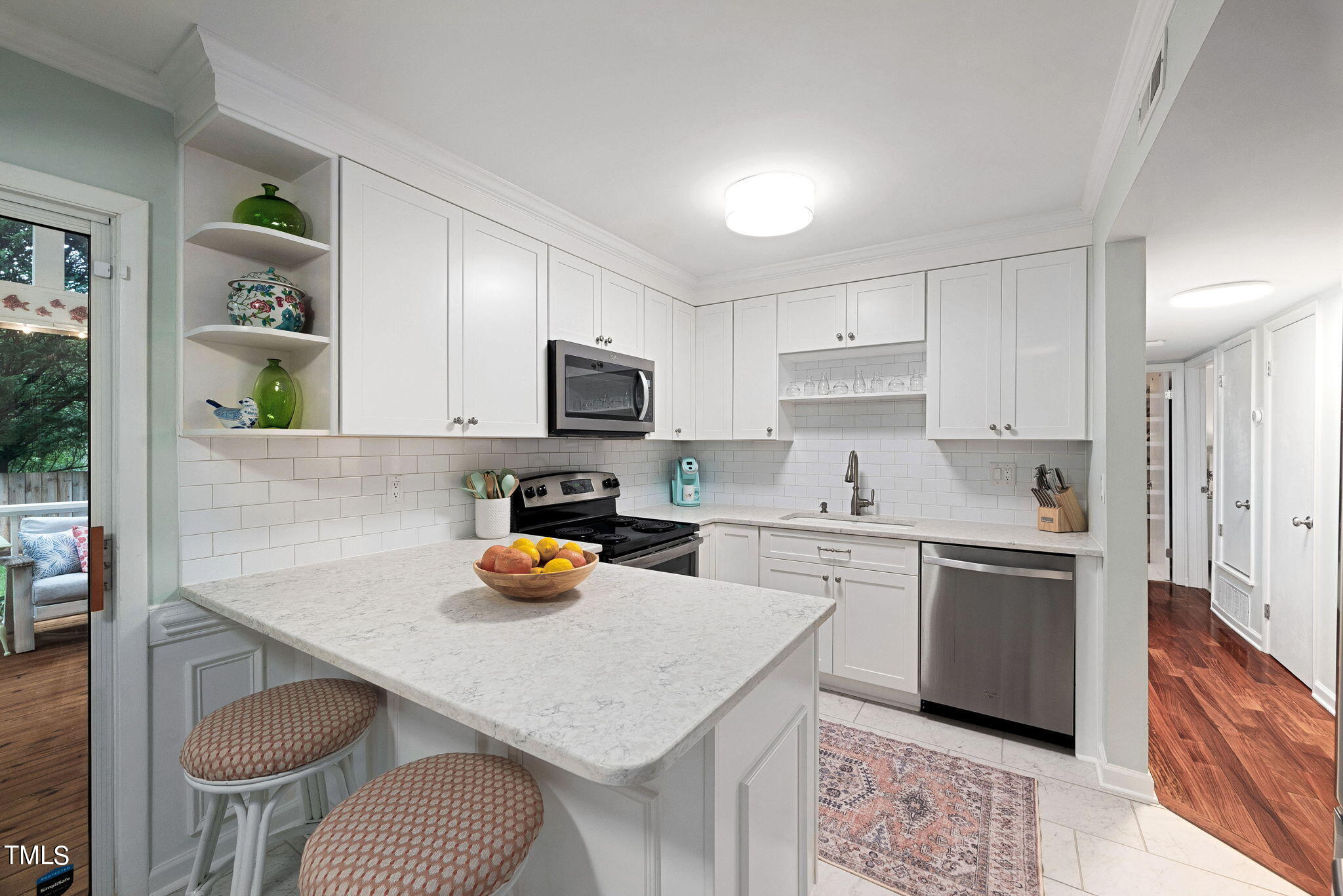 3112 Chancery Place Raleigh, NC 27607 - Photo 9 of 33 31-web-or-mls-3112-chancery-pl