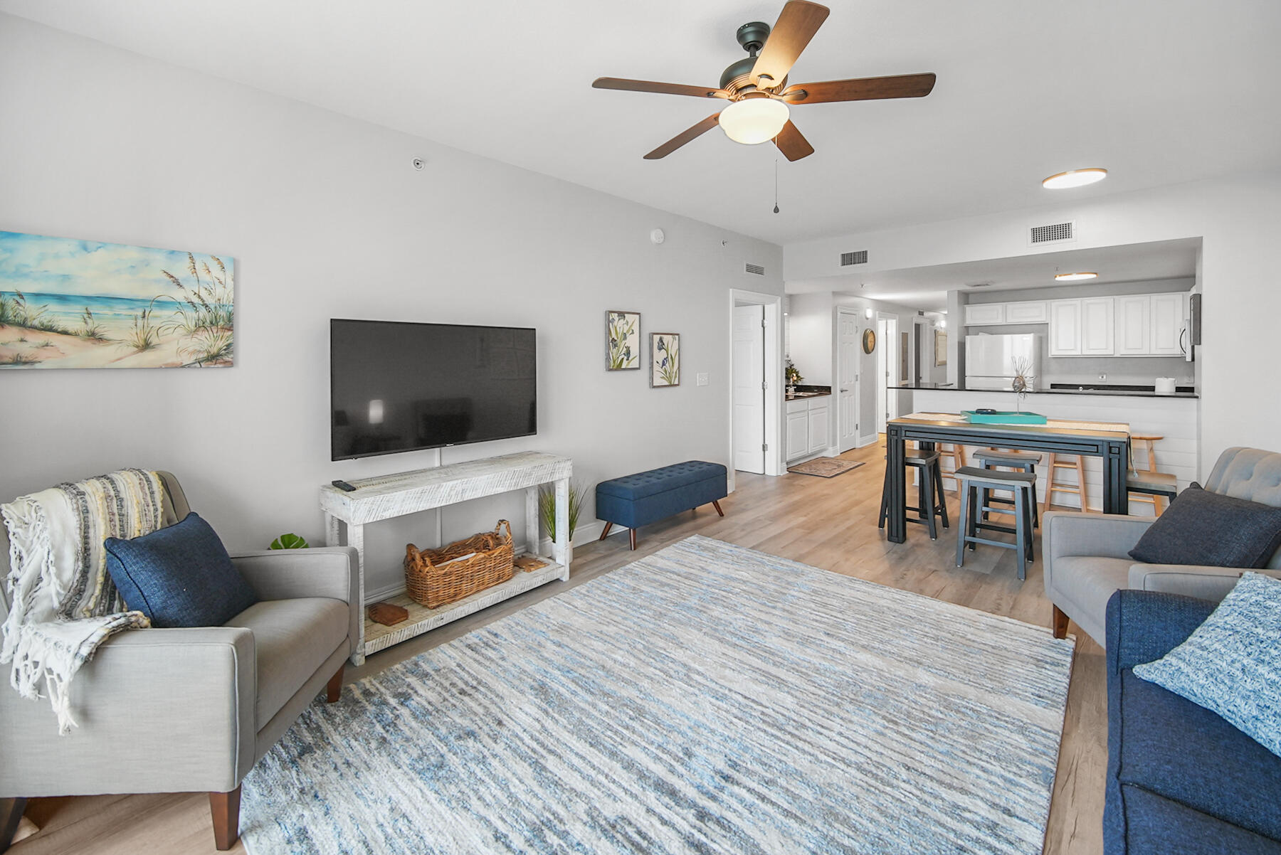 15817 Front Beach Road, Unit 11706 Panama City Beach, FL 32413 - Photo 6 of 22 IMG_7266