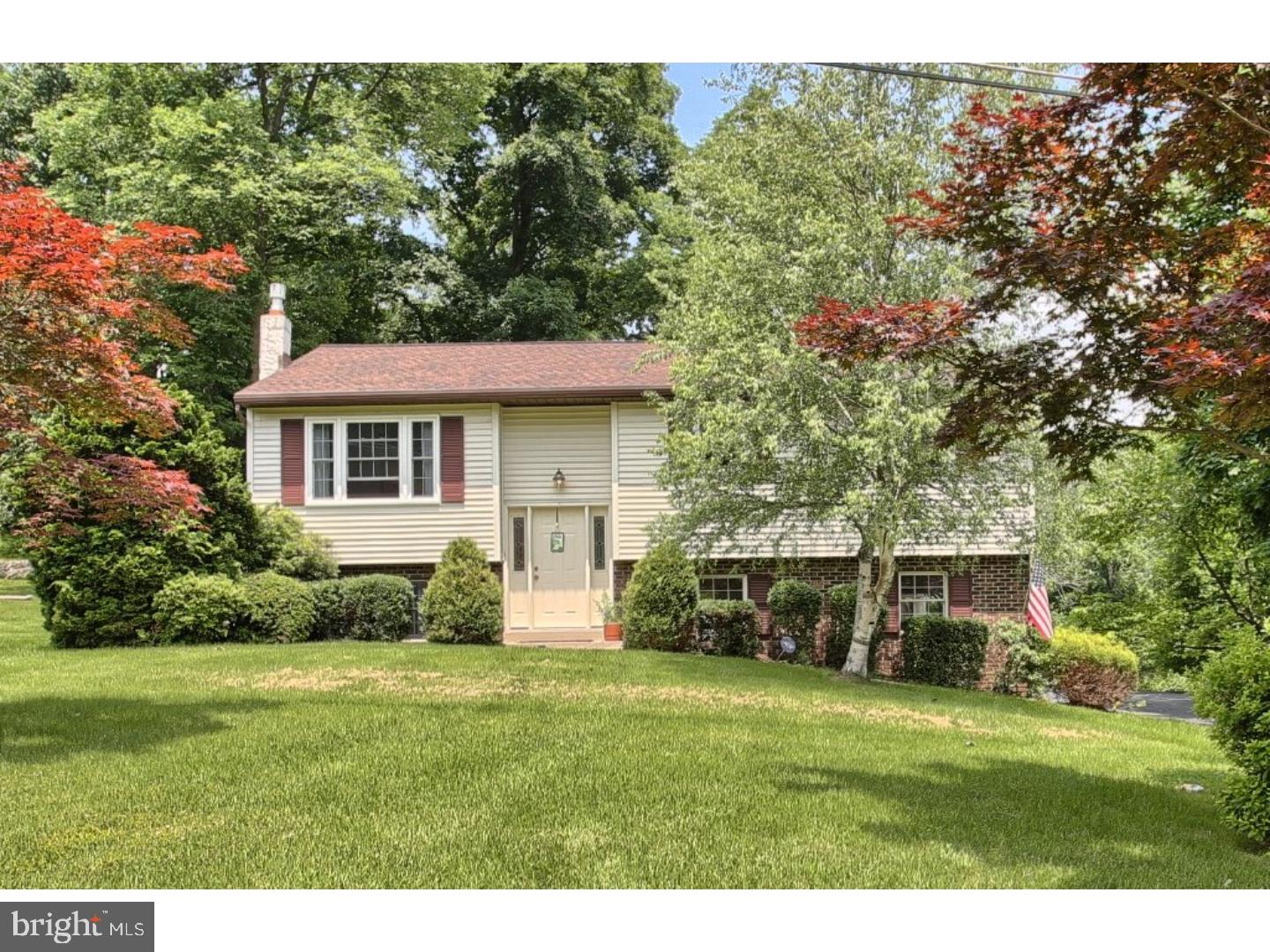 321 Parkview Road Reading, PA 19606 - Photo 1 of 25 Gallery Image 1