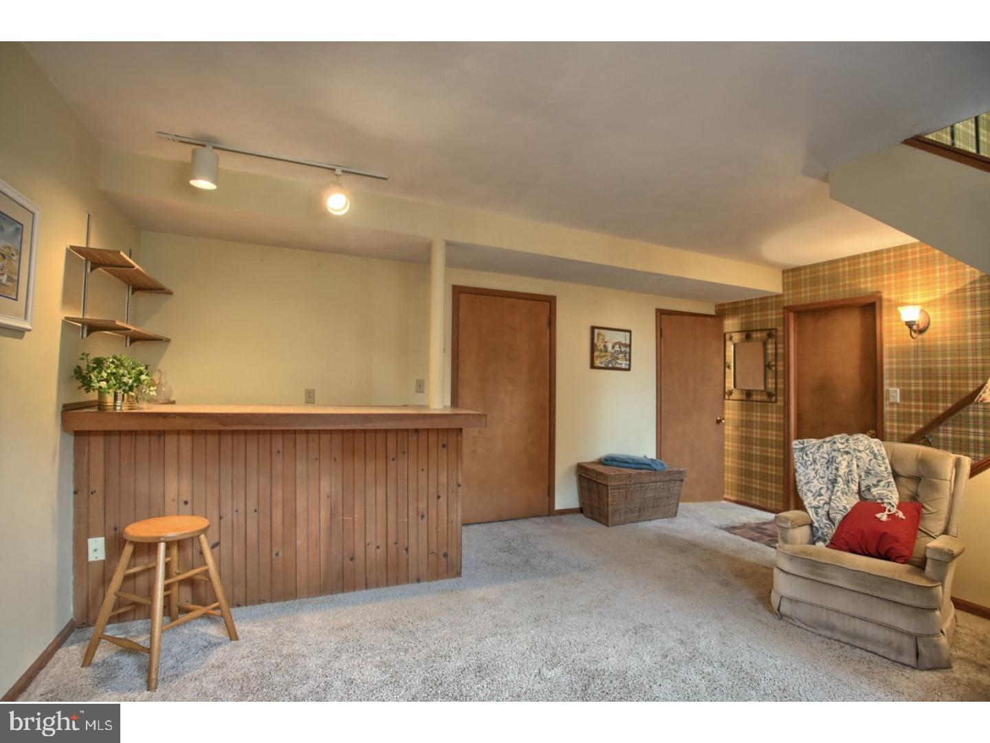 321 Parkview Road Reading, PA 19606 - Photo 21 of 25 Gallery Image 21