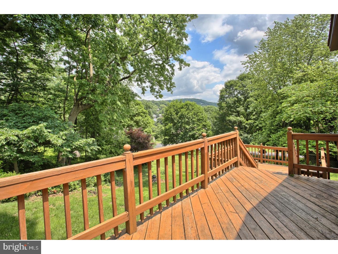 321 Parkview Road Reading, PA 19606 - Photo 23 of 25 Gallery Image 23
