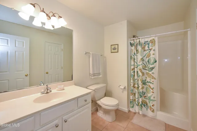 $1,700 | 328 Ballston Avenue, Unit 10, Saratoga Springs, NY 12866