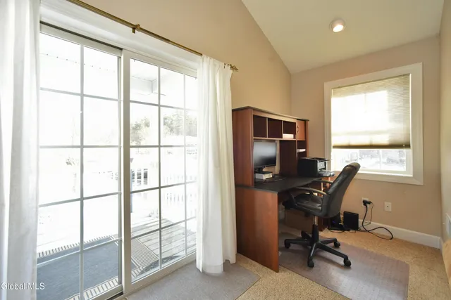 $1,700 | 328 Ballston Avenue, Unit 10, Saratoga Springs, NY 12866