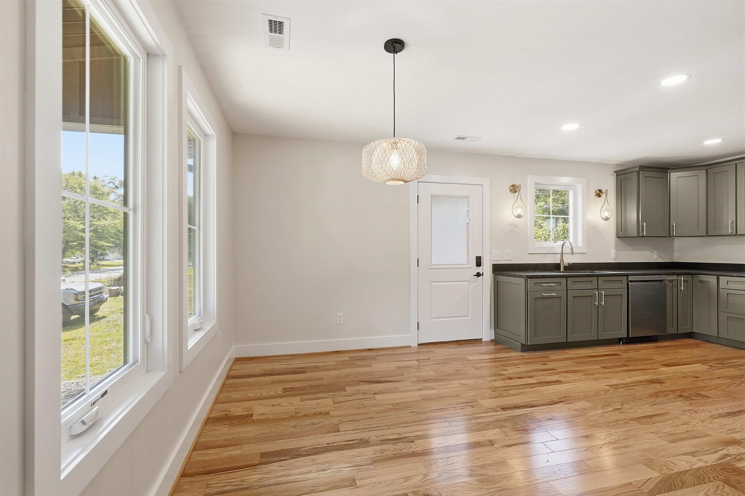 70 East Main Street Inman, SC 29349 - Photo 11 of 32
