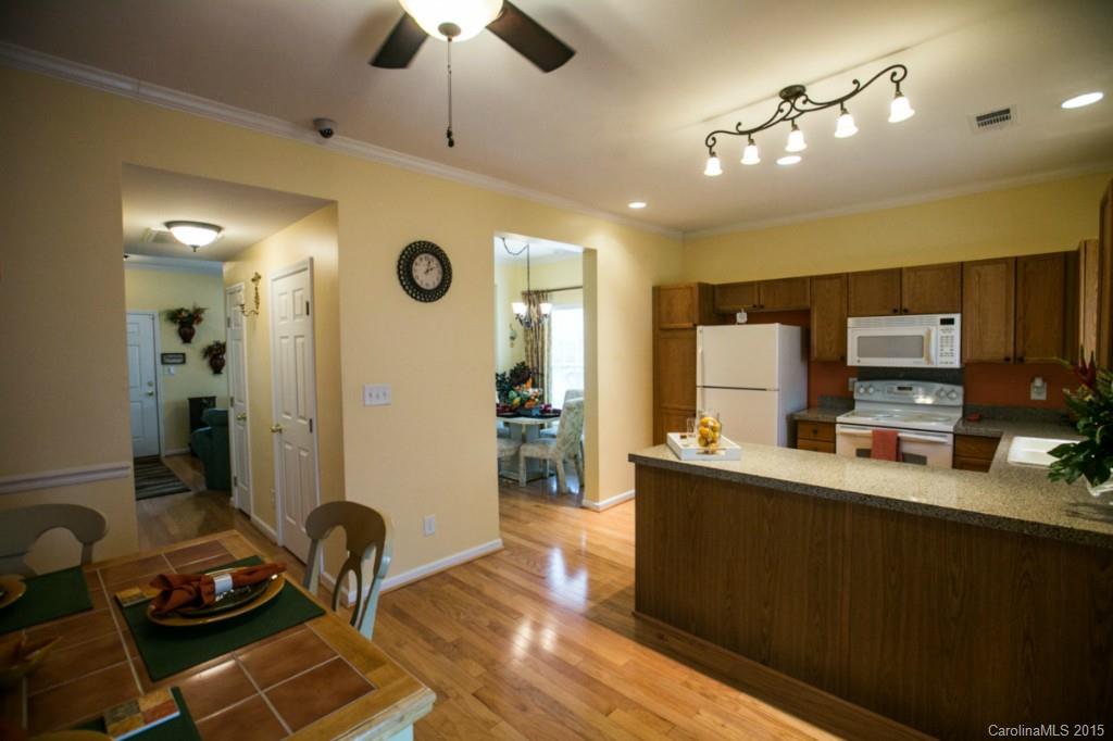 4926 Prosperity Ridge Road, Unit 4926 Charlotte, NC 28269 - Photo 15 of 19