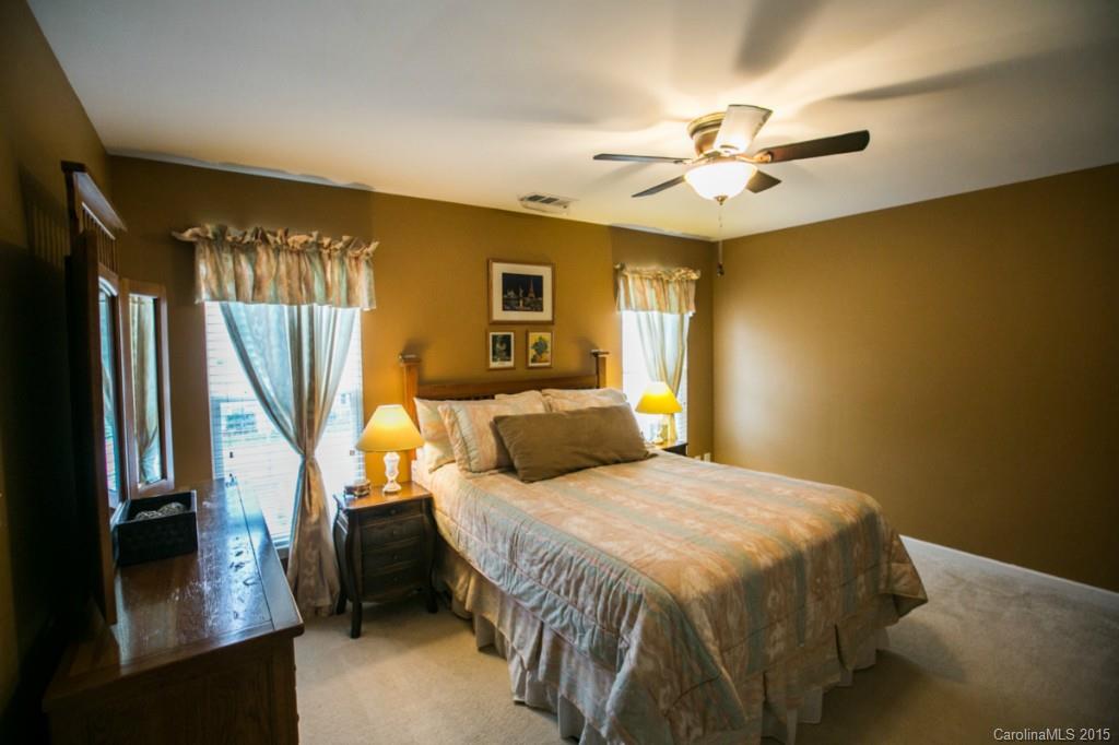 4926 Prosperity Ridge Road, Unit 4926 Charlotte, NC 28269 - Photo 3 of 19