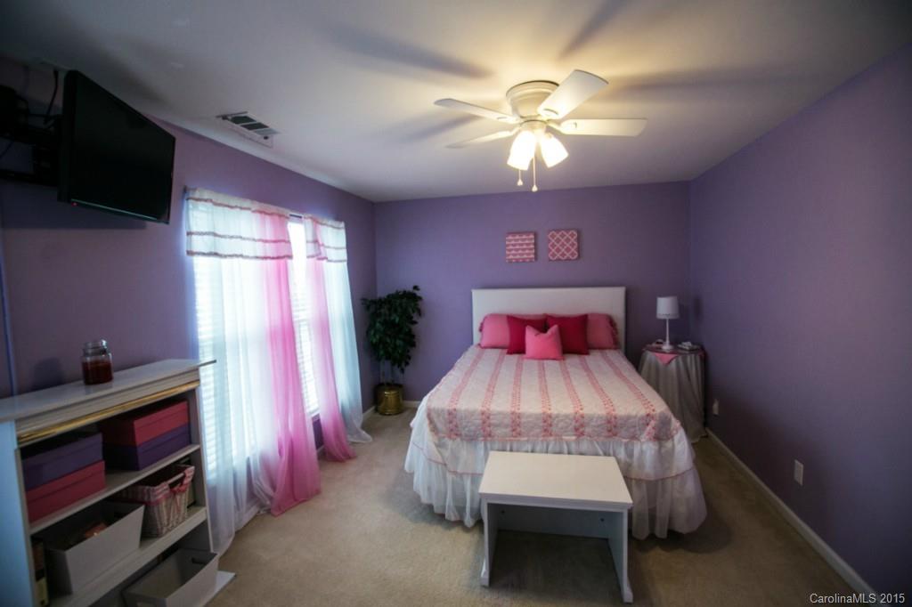 4926 Prosperity Ridge Road, Unit 4926 Charlotte, NC 28269 - Photo 7 of 19