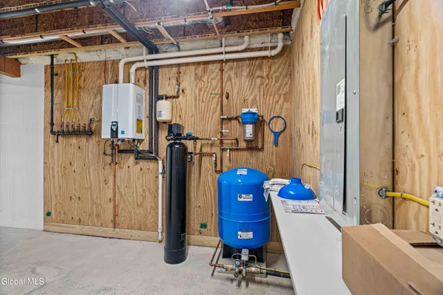 $674,000 | 478 Selfridge Road, Moreau, NY 12831