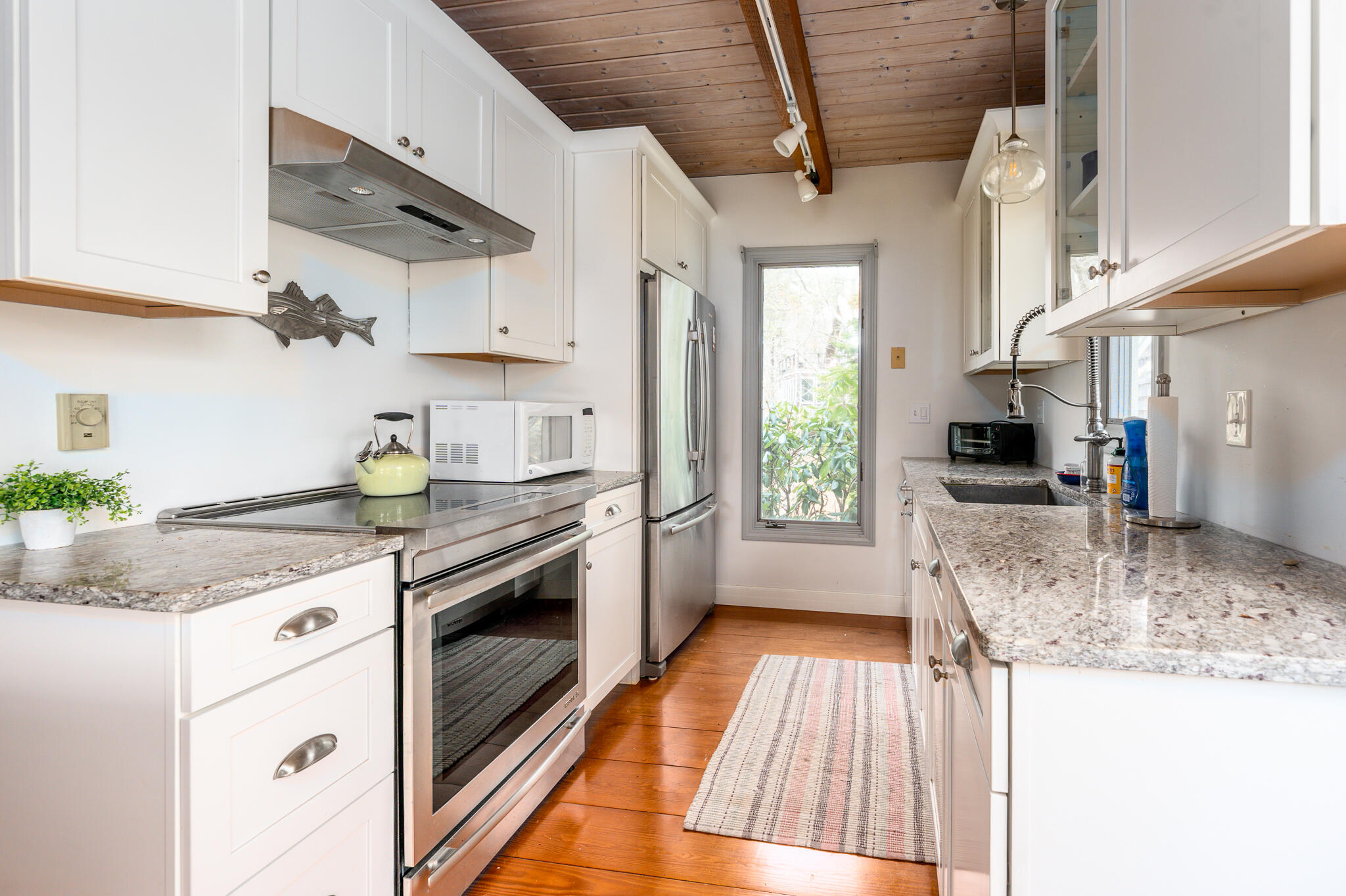 88 Cottontail Road Wellfleet, MA 02667 - Photo 13 of 59 kitchen2
