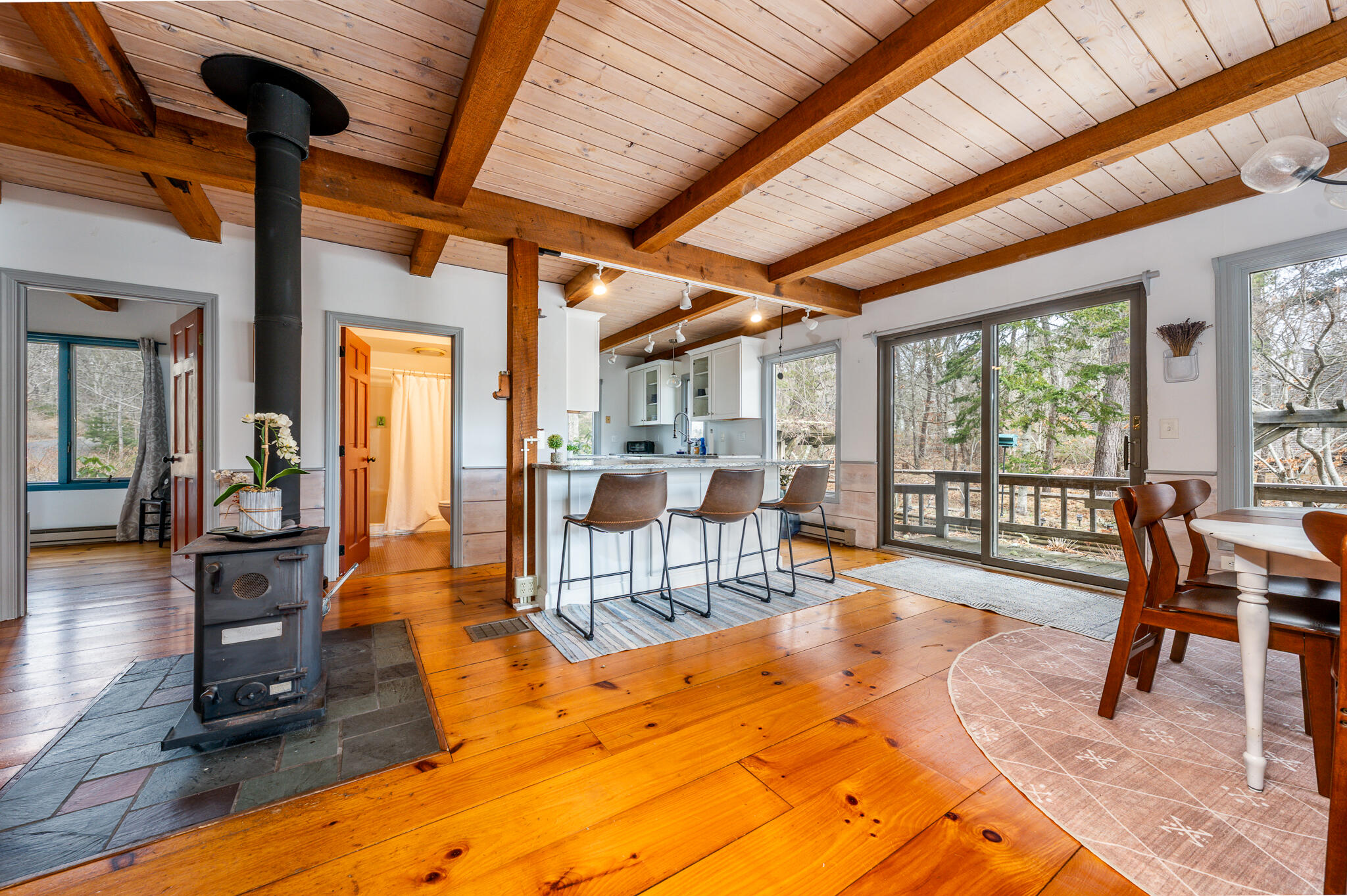 88 Cottontail Road Wellfleet, MA 02667 - Photo 18 of 59 livroom5