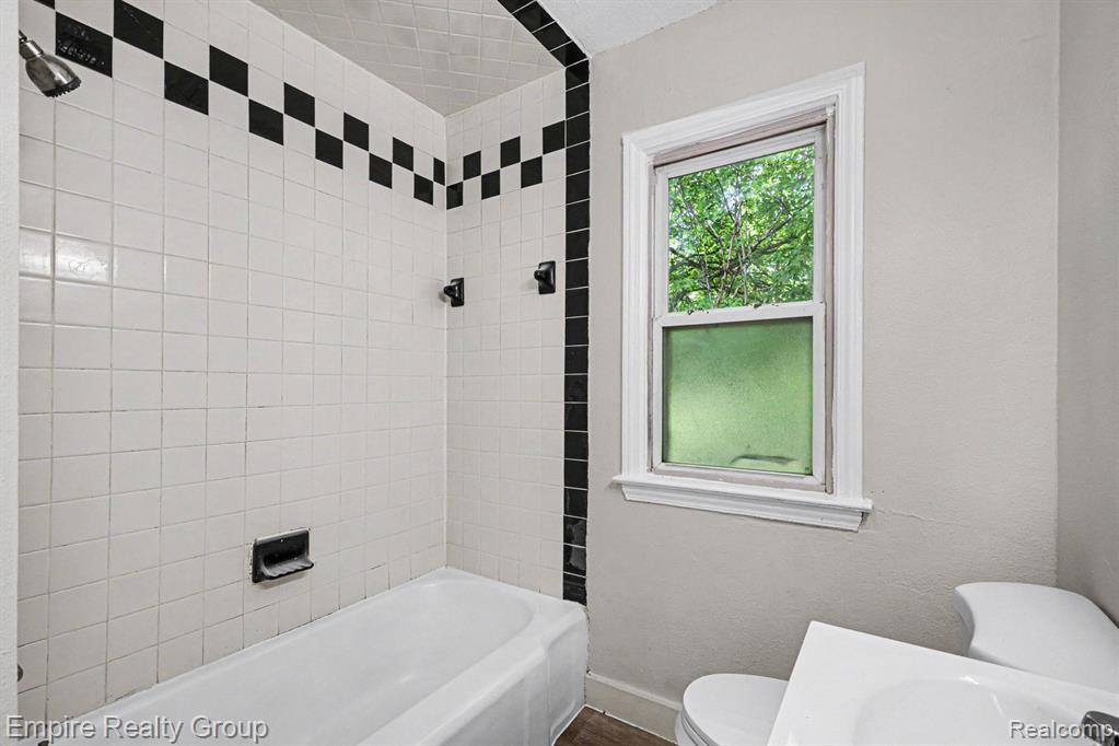 4575 Neff Avenue Detroit, MI 48224 - Photo 10 of 24