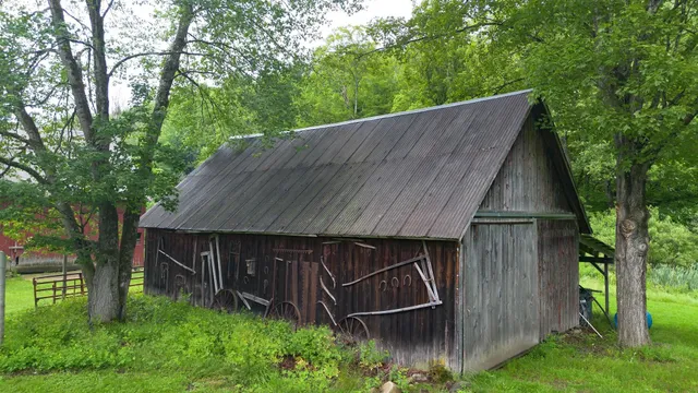 $995,000 | 157 Thompson Road, Chester, VT 05143