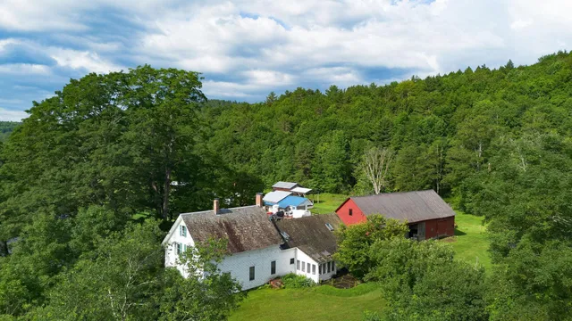$995,000 | 157 Thompson Road, Chester, VT 05143