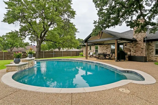 $575,000 | 7250 Boca Raton Drive, North Richland Hills, TX 76182