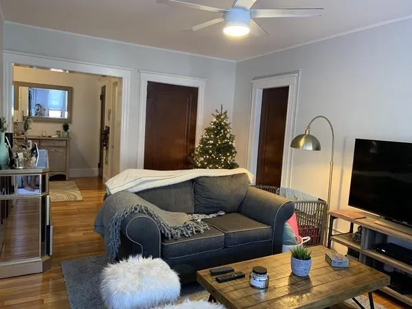 $2,600 | 100 Madison Avenue, Unit 5, Newton, MA 02460