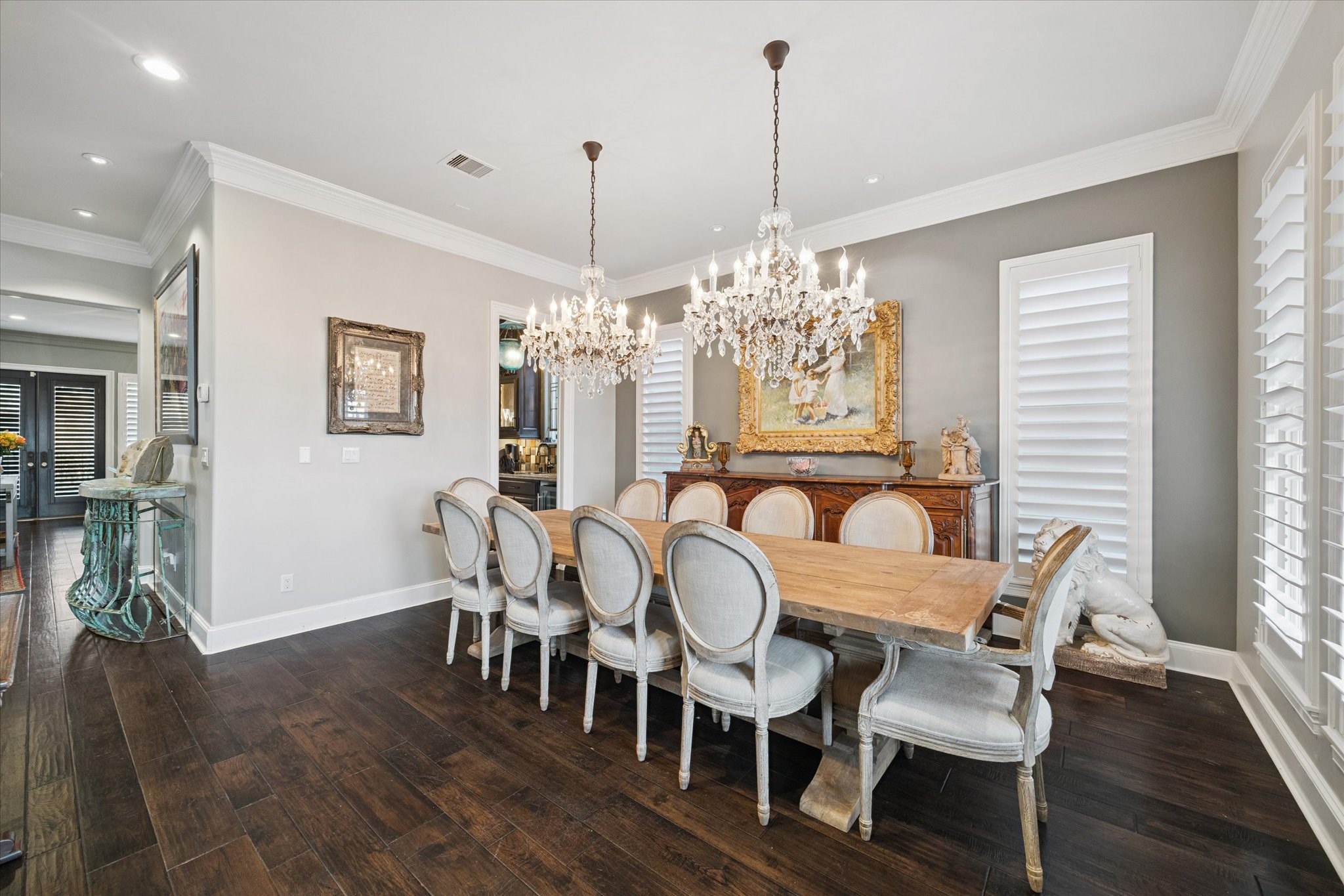 205 West 24th Street Houston, TX 77008 - Photo 3 of 32 a view of a dining room with furniture window and wooden floor