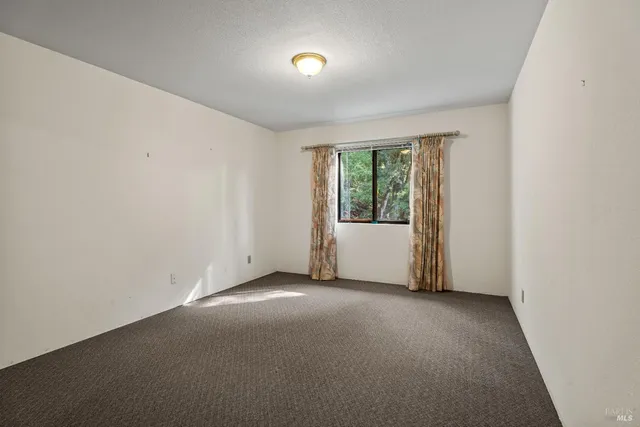 $495,000 | 26095 Poppy Drive, Willits, CA 95490