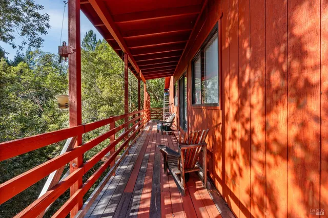 $495,000 | 26095 Poppy Drive, Willits, CA 95490