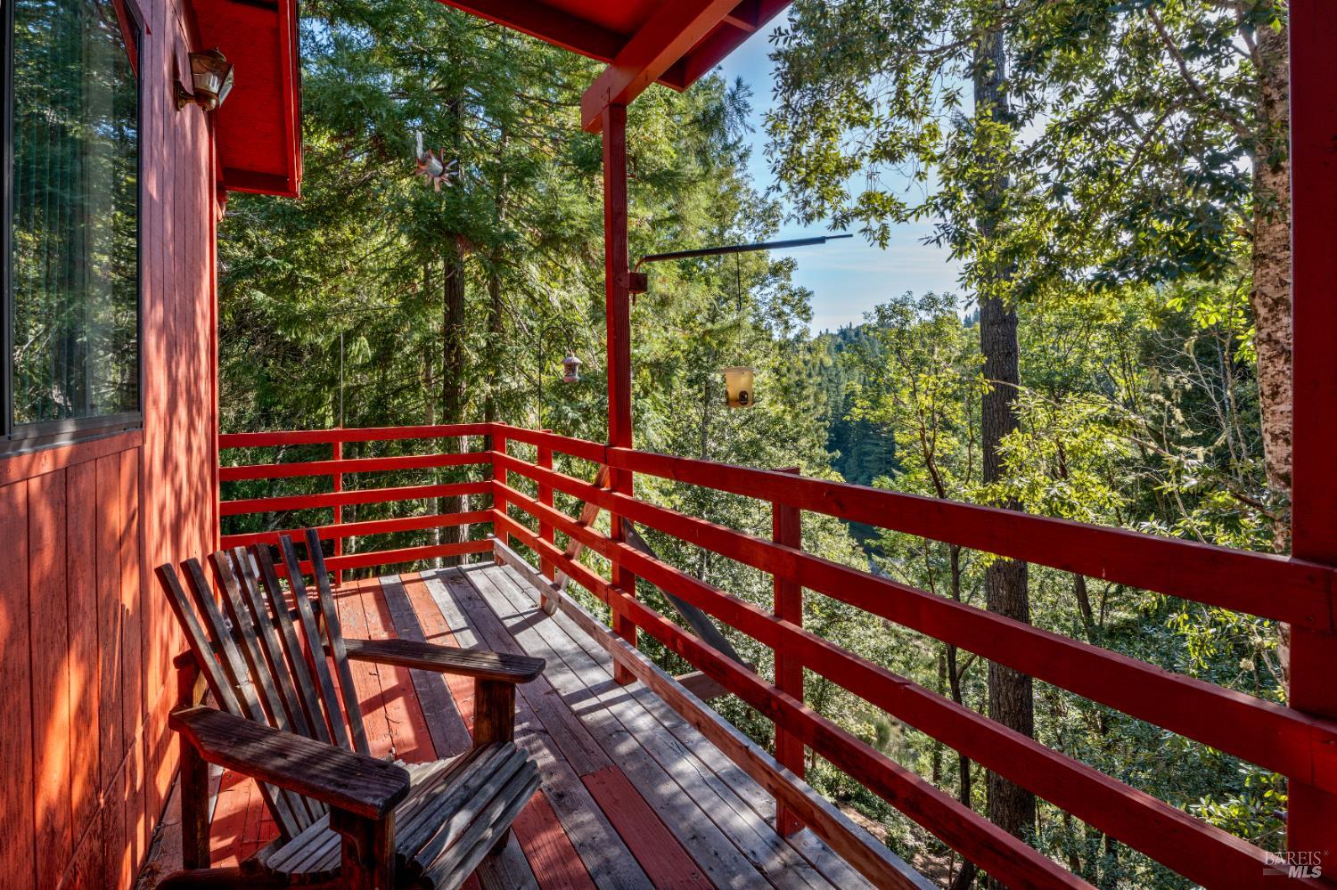 26095 Poppy Drive Willits, CA 95490 - Photo 3 of 20 a view of stairs from a balcony