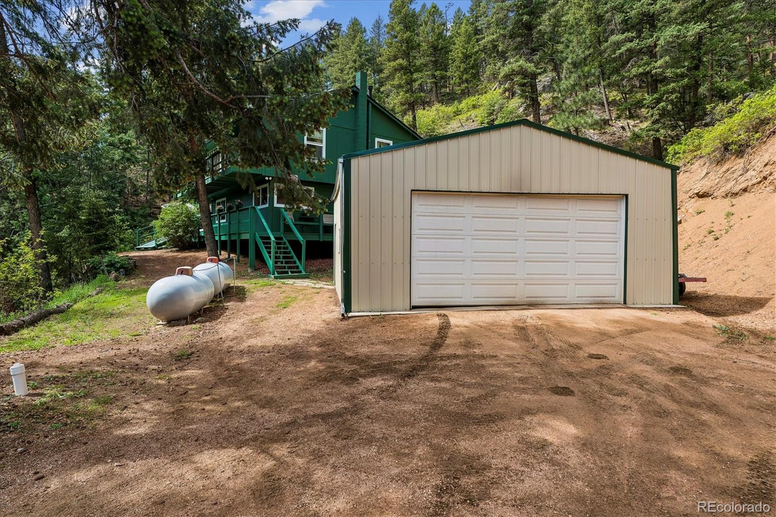 1833 Hidden Valley Road Sedalia, CO 80135 - Photo 6 of 48